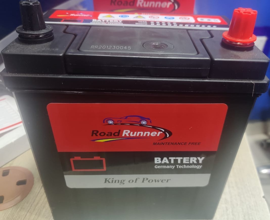 ROAD RUNNER NS40 – MAINTENANCE-FREE BATTERY FOR SMALL & MID-SIZE VEHICLES